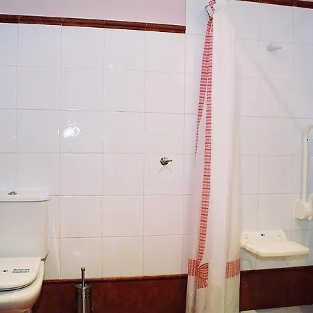 فندق Conventin 2*